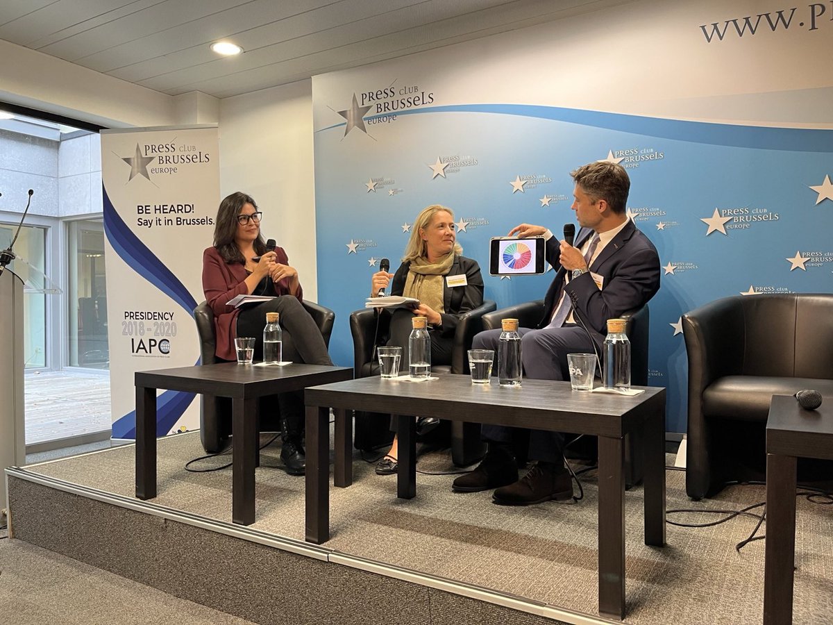 Thank you, <a href="/maldita/">Maldita.es</a>, for bringing together countering #FIMI and fact-checking community to discuss the to-do list for the EU fight against disinformation in the next <a href="/EU_Commission/">European Commission</a> mandate. 

Checkout the latest <a href="/maldita/">Maldita.es</a> report: files.maldita.es/maldita/upload… <a href="/DelphineColard/">Delphine Colard</a> <a href="/CanalUGR/">Universidad Granada</a>