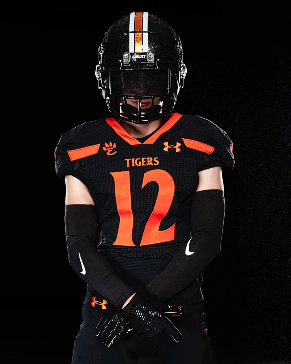 Game day! 🏈🧡🐅🏈