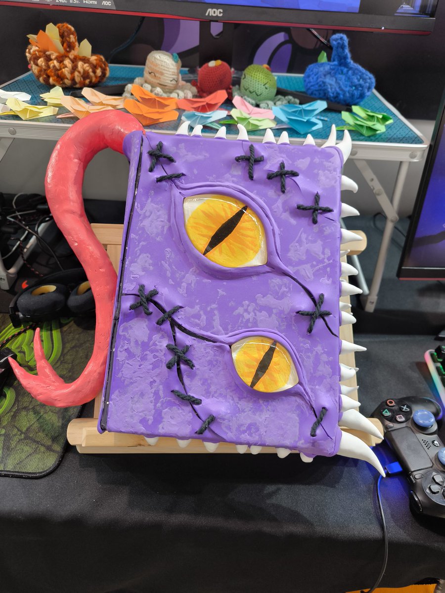 Menuda flipada de <a href="/KrakensDenStd/">Heartweaver | WISHLIST NOW ON STEAM!</a> que podéis ver en <a href="/IndieDevDay/">IndieDevDay</a> 

#IndieDevDay2024 #IndieDevDay #tuyoyelindie