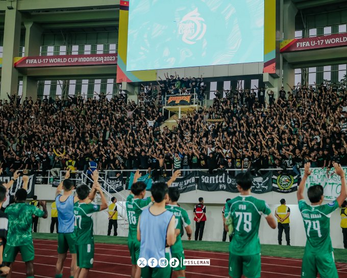 InfosuporterID's tweet photo. #jumlahPenonton Liga 1 Kemarin :
PSS 0-1 Malut Utd : 5.084 (25%) (Berkurang 1.600an penonton dari laga home sebelumnya)
PSIS 1-2 Arema FC: 1.116 (4%) (Berkurang 230 penonton dari laga home sebelumnya)
#Infosuporter https://t.co/ixXBZmbSvT
