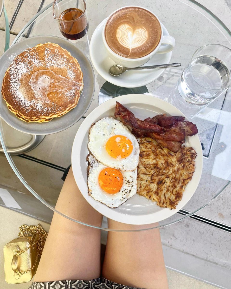 kiseffy's tweet image. "Whisking you a wonderful morning with a breakfast surprise!"😍😍😍