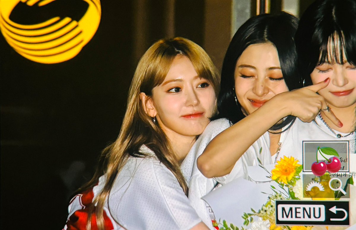 cherry_fondant's tweet photo. 240927 🥰

#사쿠라 #SAKURA #LESSERAFIM #르세라핌 https://t.co/gJHJ80fgER