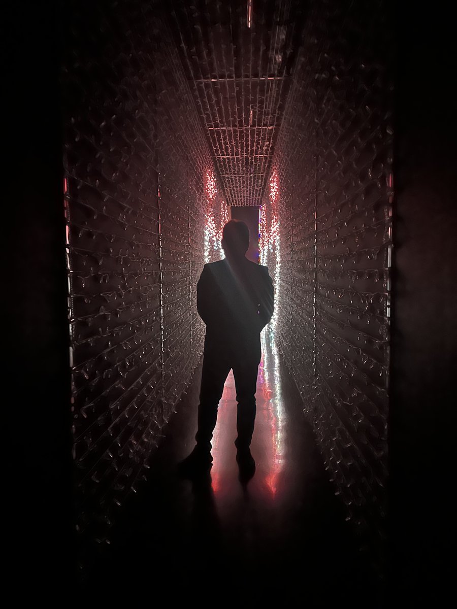 Hay empresas que responden afirmativamente a esta pregunta: ¿llegas a tiempo al futuro?

Ayer estuve con una de ellas, <a href="/kairos_ds/">@kairos_ds</a>.

Felicidades por vuestro X aniversario, por llenar el auditorio, por tener ese equipazo y por la pasión que ponéis en todo. 

Fue un honor