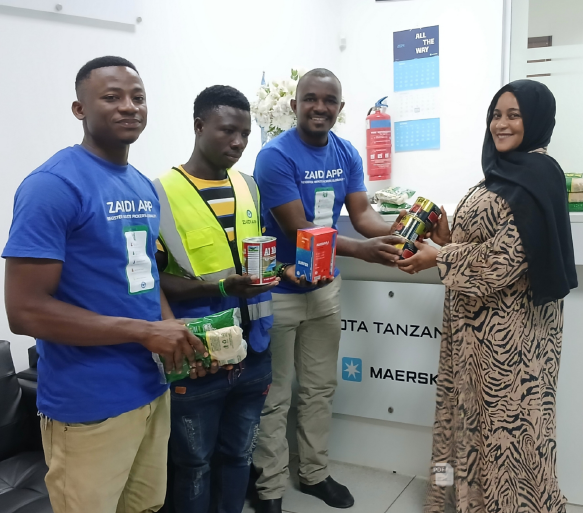 🌍 Proud to deliver rewards to our partners Maersk Tanzania  and AGS Movers Tanzania through our #Reward4Recycling  program.

With #ZaidiApp, we track &amp; reward sustainable waste collection efforts.

Join us in reducing waste &amp; making an impact
 Contact us:📧 info@takaniajira.org