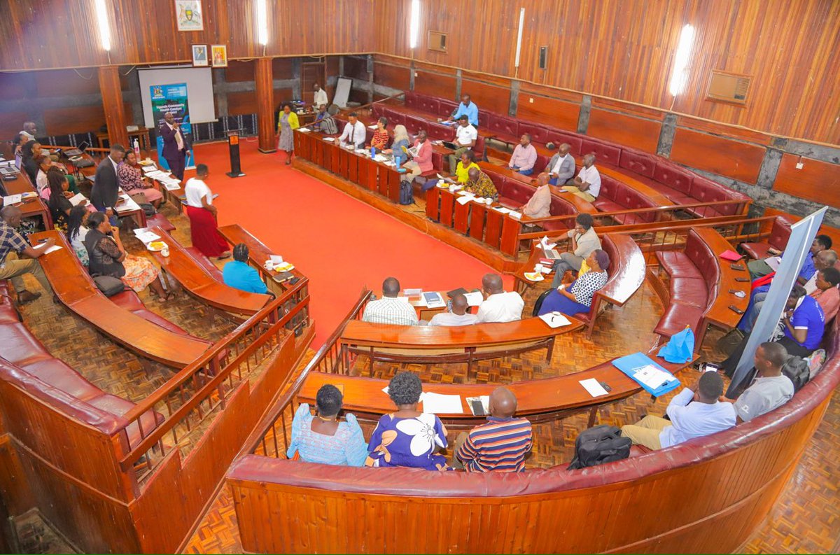LukangaSamuel1's tweet photo. Happening today at Mpigi District Council Hall;-
@FightingMalaria in partnership with @MinofHealthUG are showcasing the benefits of eCHIS system for district planning & its catalytic effect across the selected districts of Buikwe, Mpigi, Gomba & Bukomansimbi.
#DigitalizingHealth https://t.co/rf8rB4rikq