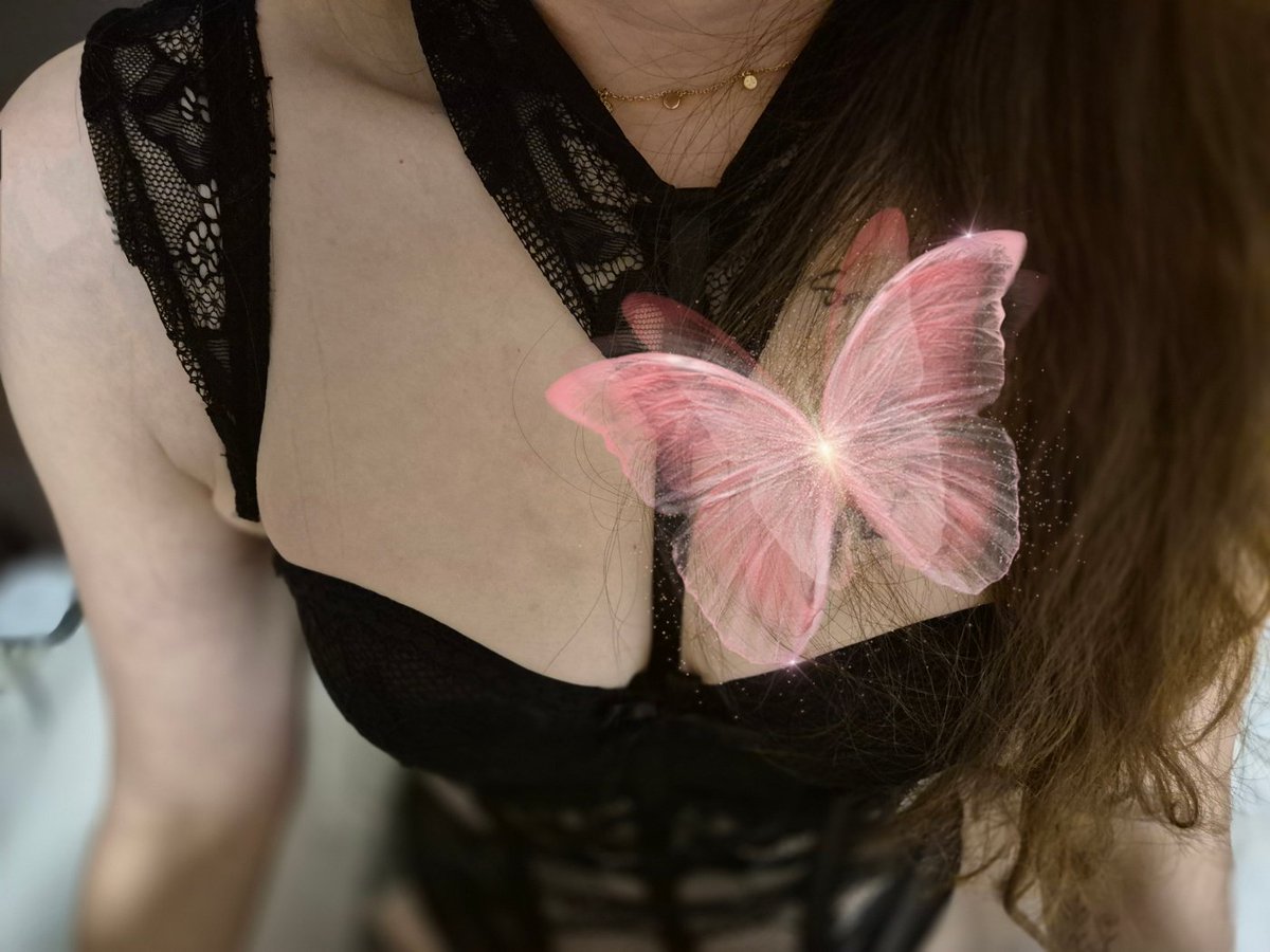 서방 꼬시기 2탄!!
오늘은 넘어왔어요~꺅🥰😍😘
#화랑내꼬 #커플 #부커만남 #초대남 #건오 #술벙 #커벙 #좋아요 #일상