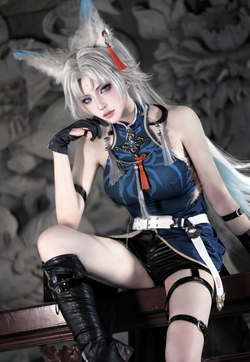这就是顶级女矿工吗？
#cosplay #崩坏星穹铁道  #飞霄
#Honkai_Star_Rail #Feixiao https://t.co/6KGfutdthY