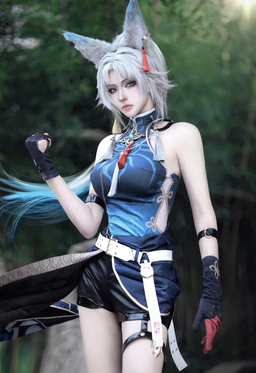这就是顶级女矿工吗？
#cosplay #崩坏星穹铁道  #飞霄
#Honkai_Star_Rail #Feixiao https://t.co/6KGfutdthY