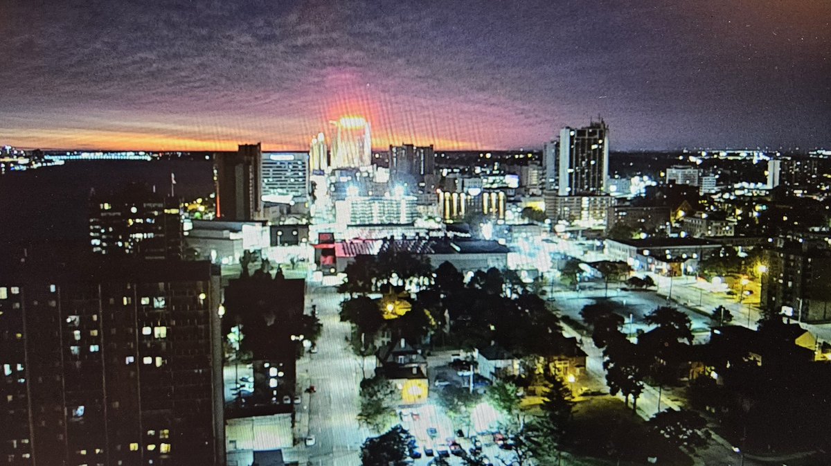 Good morning! Another beautiful Sunrise over Windsor. 
<a href="/CBCWindsor/">CBC Windsor</a> <a href="/WindsorMorning/">Windsor Morning</a>