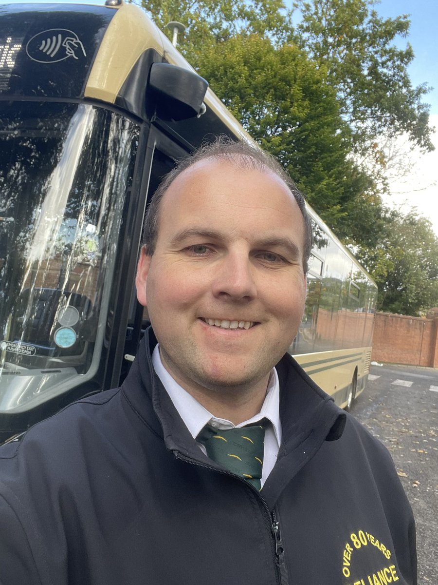 paul_wood91's tweet photo. Got one of our ADLs today - makes a nice change! Quite like the camera mirrors on this one too! Chilling out in #York before an afternoon of 31X and 40!
#BusDriving #TeamReliance https://t.co/kZn7cockbF