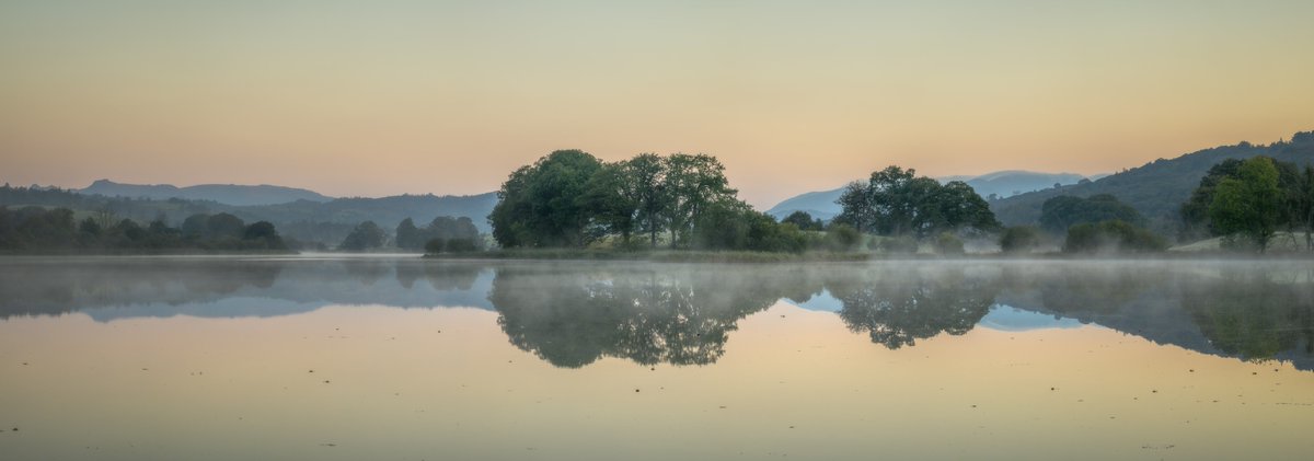 dmrippin's tweet photo. A serene morning as the sun came up over #Esthwaite Water. #Hawkshead #VisitHawkshead #LakeDistrict @lakedistrictnpa @LakesCumbria @PictureCumbria @CumbriaWeather @OPOTY @golakes @TheLakesGuide @hiddencumbria @ShowcaseCumbria #OPOTY #rpslandscape #TheLakelanders #PhotoRippin https://t.co/X7M7ujdVxW