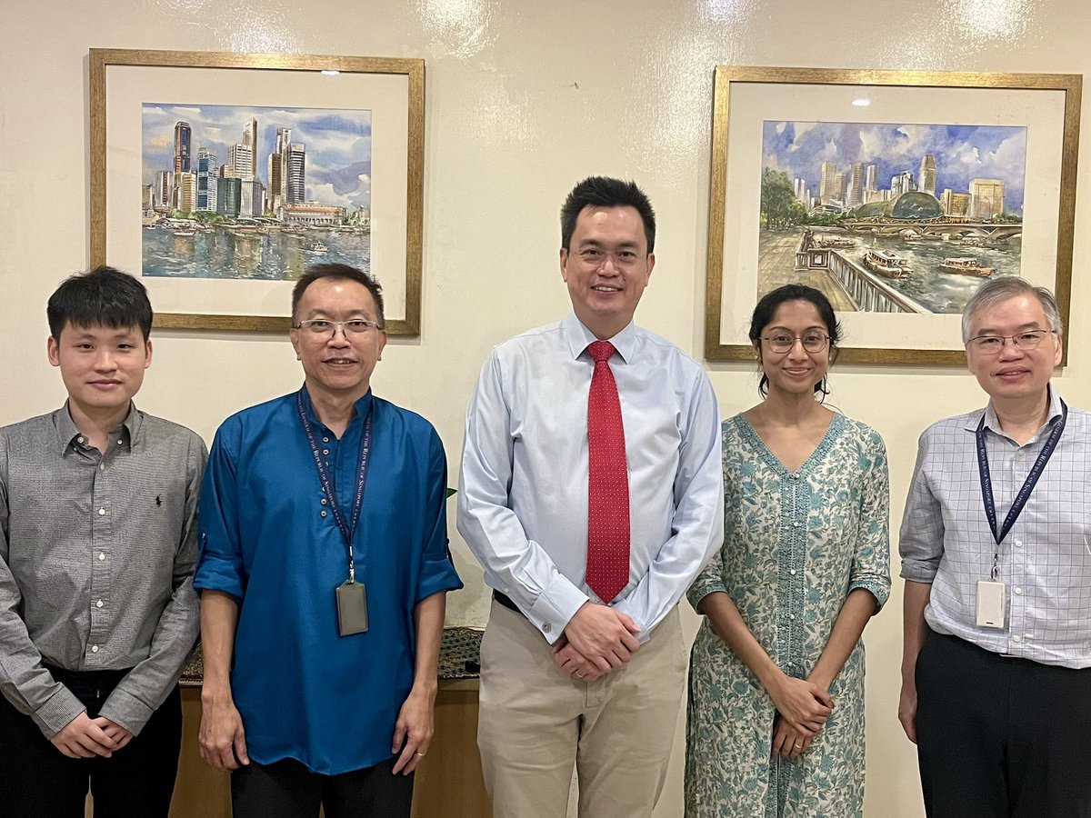 SGinIndia's tweet photo. The Singapore Consulate-General in Chennai bids farewell to Vice-Consul Kenneth Kwa. Wishing him the best in the next assignment! 💐 #நன்றி #nandri
We warmly welcome Vice-Consul Tan Yi Hao to 🇸🇬Team Chennai
#வணக்கம் #vanakkam - 🙏 CG Pang https://t.co/MH8vRYmVGl