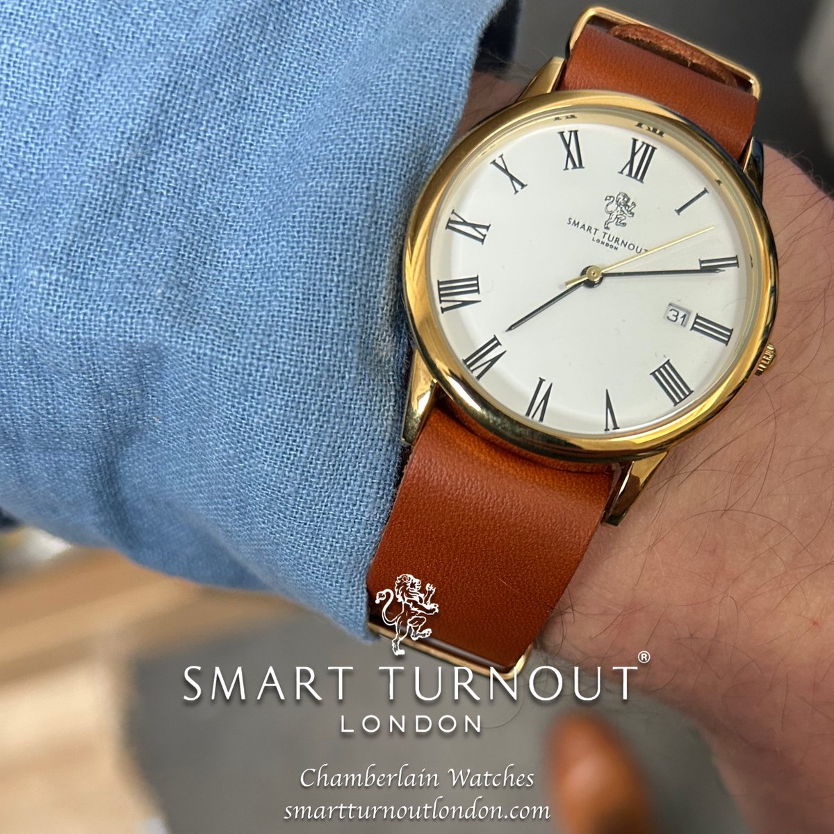 We had to re-post these photos sent by a happy customer. He was pleased how well his new watch went with his Italian linen shirt.

20% off your first order with the code FIRSTORDER20

smartturnoutlondon.com/collections/ch…

#smartturnout #smartturnoutwatch #menswatch #menswatches #bestmenswatch