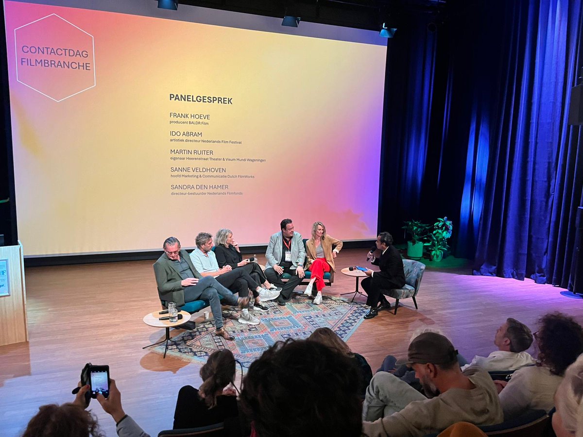 Mooi om de Contactdag van de Filmbranche te modereren op het Nederlands Film Festival (NFF). Goede gesprekken over collectieve promotie van film in Nederland met o.m. Eveline Aendekerk, Martin Ruiter, Doreen Boonekamp, Sandra Den Hamer, Ido Abram, Sanne Veldhoven &amp; Frank Hoeve!