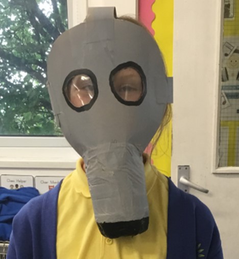 Oak class have a visitor -Mr Bones. He allowed Oak class to observe the skeleton frame was very interested in their class topic WW2. The children started to make air raid shelters from shoe boxes and one member of Oak class made a gas mask to show everyone! #BESTfamily ☺️
