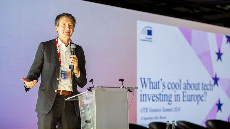 It's been a week of sharing #VC market insights - here with Uli Grabenwarter (EIF head of equity investments) at the <a href="/otb_ventures/">OTB Ventures</a> summit in #Poland 👉 Venture capital dry powder in Europe is at a record high; so can VCs break out of the waiting game? Exciting times ⬇️