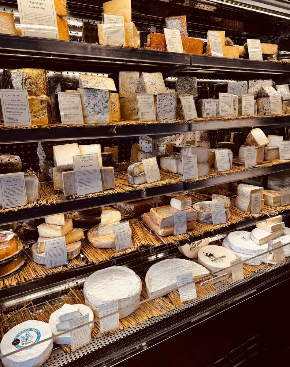 James Melville 🚜 tweet media