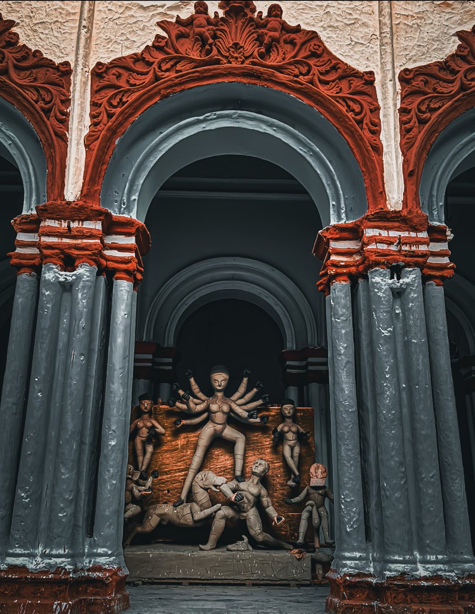 ig_stoner's tweet photo. Celebrating the timeless tradition of Bonedi Barir Pujo – where heritage meets devotion. From the vibrant rituals to the age-old customs, these ancestral homes preserve the essence of Durga Puja in its purest form. Here’s to the grandeur, the memories, Shubho Pujo! https://t.co/RX8BZyJXrW