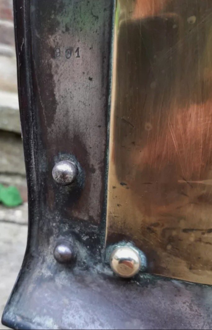 Lovely French 2nd Empire Carabiniers brass &amp; iron back plate converted to a fire guard.
Available at the next Thetford Militaria Fair on Sunday 6th October . Always a great selection of Militaria for sale .
thetfordmilitariafair.com
#carabiniers #militariafair #Militaria #thetford