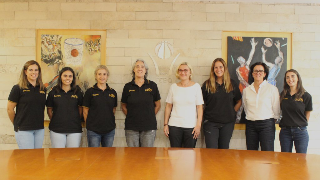 🆕 Acte de presentació del Programa Mentoria d'Entrenadores i d'Àrbitres

🔛 Tret de sortida al 4t Programa Mentoria d'Entrenadores i a la 2a edició del Programa Mentoria d'Àrbitres de l'FCBQ

🙅‍♀️ #DemanaCANVI

➡ basquetcatala.cat/noticies/10904