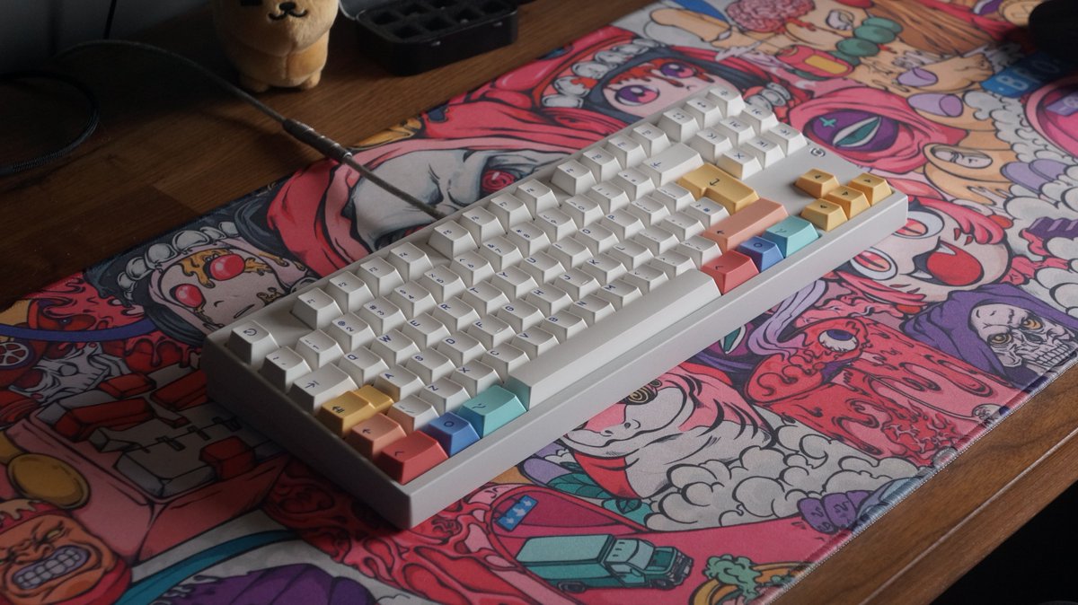 microkeebs. tweet media