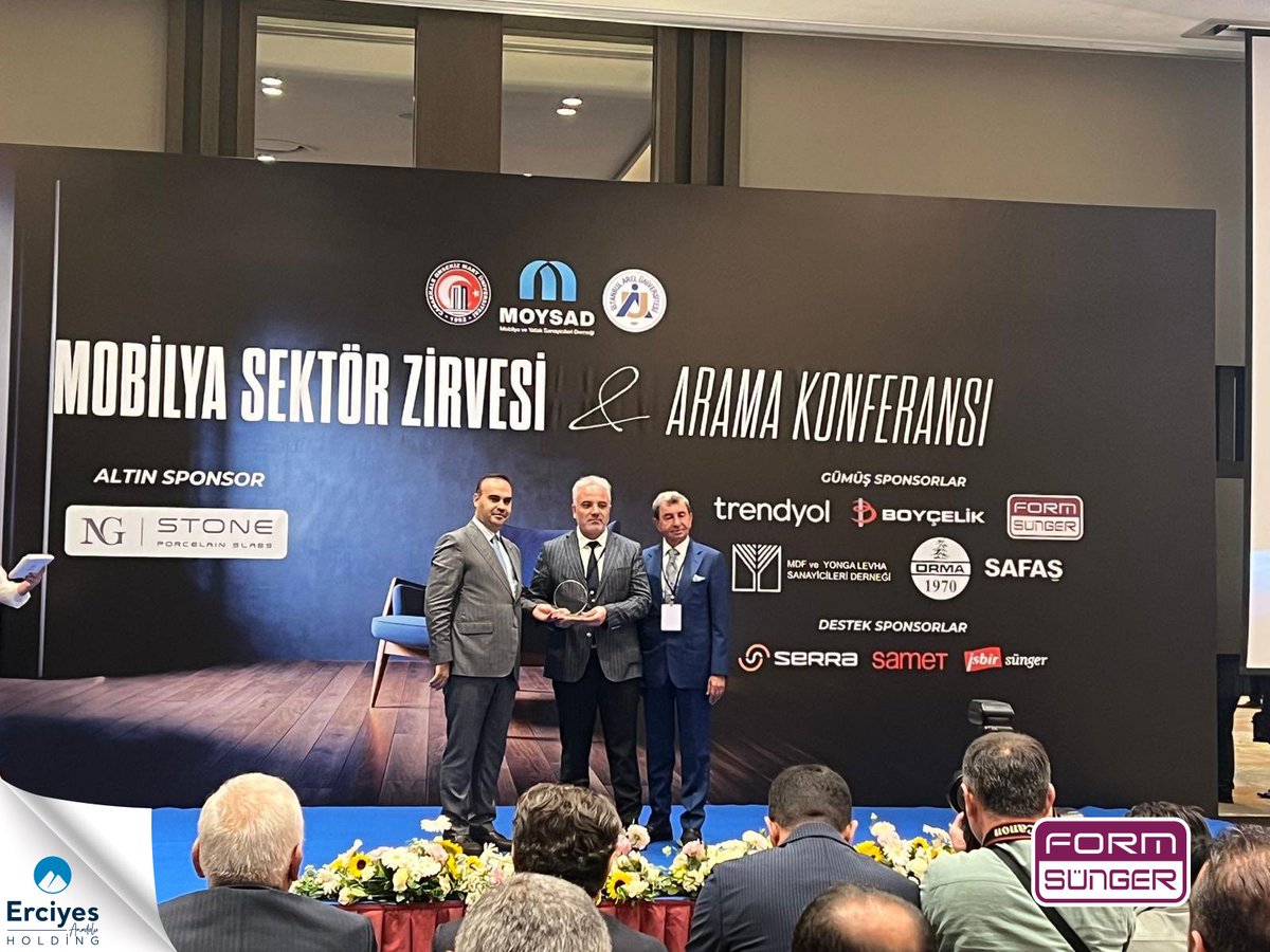Form Sünger olarak mobilya ve yatak sektörünün gelişimi ve geleceğini şekillendiren önemli etkinliklerden biri olan MOYSAD Mobilya Sektör Zirvesi ve Arama Konferansı’na katıldık ve sponsor olarak destek verdik.

<a href="/turkmoysad/">MOYSAD</a> 

#FormSünger #MobilyaSektörZirvesi