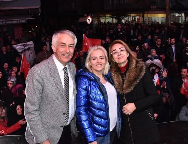 Isparta Belediye Başkanı Şükrü BAŞDEĞİRMEN’in kızı Mürüvvet BAŞDEĞİRMEN hayat mücadeleni kaybetti.

Sabırlar diliyoruz, Allah rahmet eylesin…