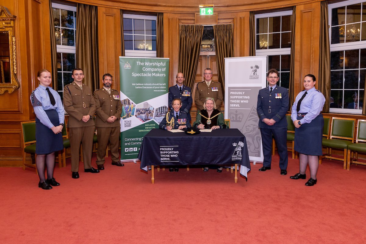 RAF Medical Services (@rafmedservices) on Twitter photo An uplifting and momentous occasion as <a href="/HdRAFMS/">Air Cdre Sonia Phythian</a> joined the Worshipful Company of Spectacle Makers to co-sign the Armed Forces Covenant with their Master, Elizabeth Shilling and military colleagues. An uplifting and momentous occasion as <a href="/HdRAFMS/">Air Cdre Sonia Phythian</a> joined the Worshipful Company of Spectacle Makers to co-sign the Armed Forces Covenant with their Master, Elizabeth Shilling and military colleagues.
