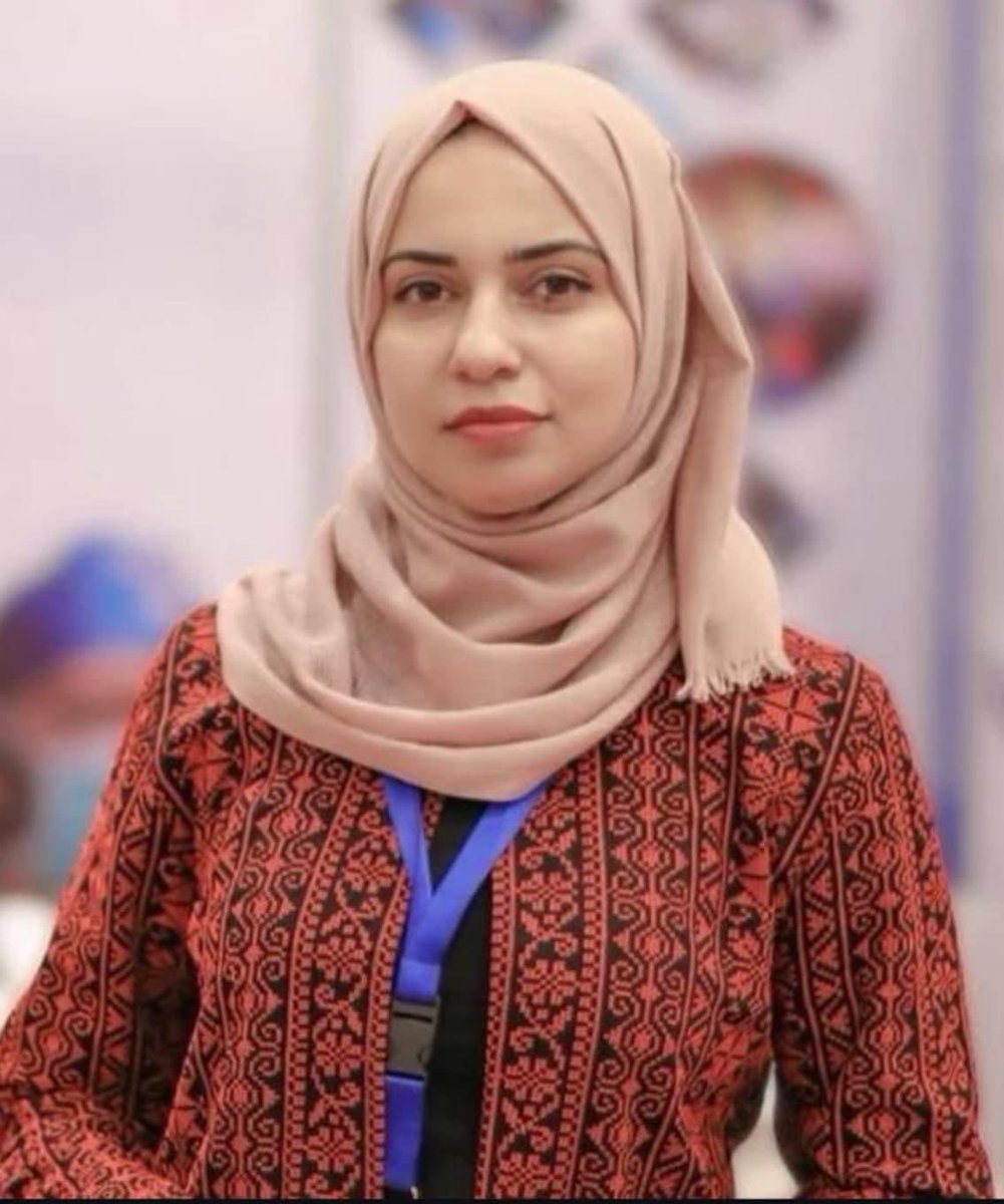 ACOM_es's tweet image. Islam Hijazi, directora del programa de la organización Heal Palestine, fue asesinado ayer por Hamás.
Le vaciaron 90 balas sobre el cuerpo porque no quería entregar a los terroristas dinero recaudado por su organización.
No vas a ver a los corresponsales-activistas, ni a los…