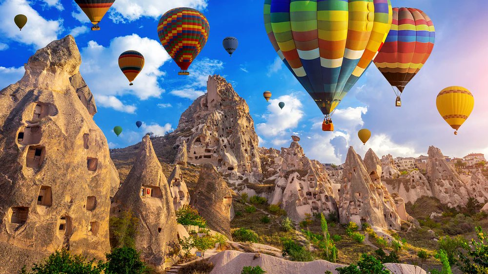 Escapes_haven's tweet photo. #Turkiye Highlights with Cappadocia Cave Stay &amp; Gallipoli Visit
Be captured by Istanbul’s cultural treasures, from the majestic Blue Mosque to the bustling Grand Bazaar, and cruise along the scenic Bosphorus Strait, where Europe and Asia converge.
 https://t.co/y1ZgElsYAN https://t.co/7wPybk3DRw
