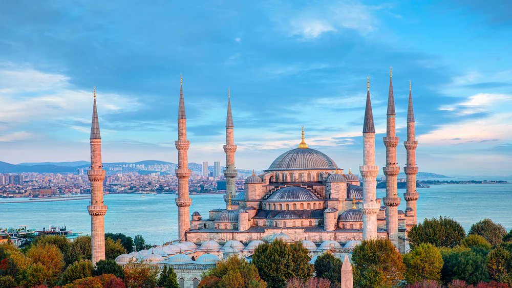 Escapes_haven's tweet photo. #Turkiye Highlights with Cappadocia Cave Stay &amp; Gallipoli Visit
Be captured by Istanbul’s cultural treasures, from the majestic Blue Mosque to the bustling Grand Bazaar, and cruise along the scenic Bosphorus Strait, where Europe and Asia converge.
 https://t.co/y1ZgElsYAN https://t.co/7wPybk3DRw