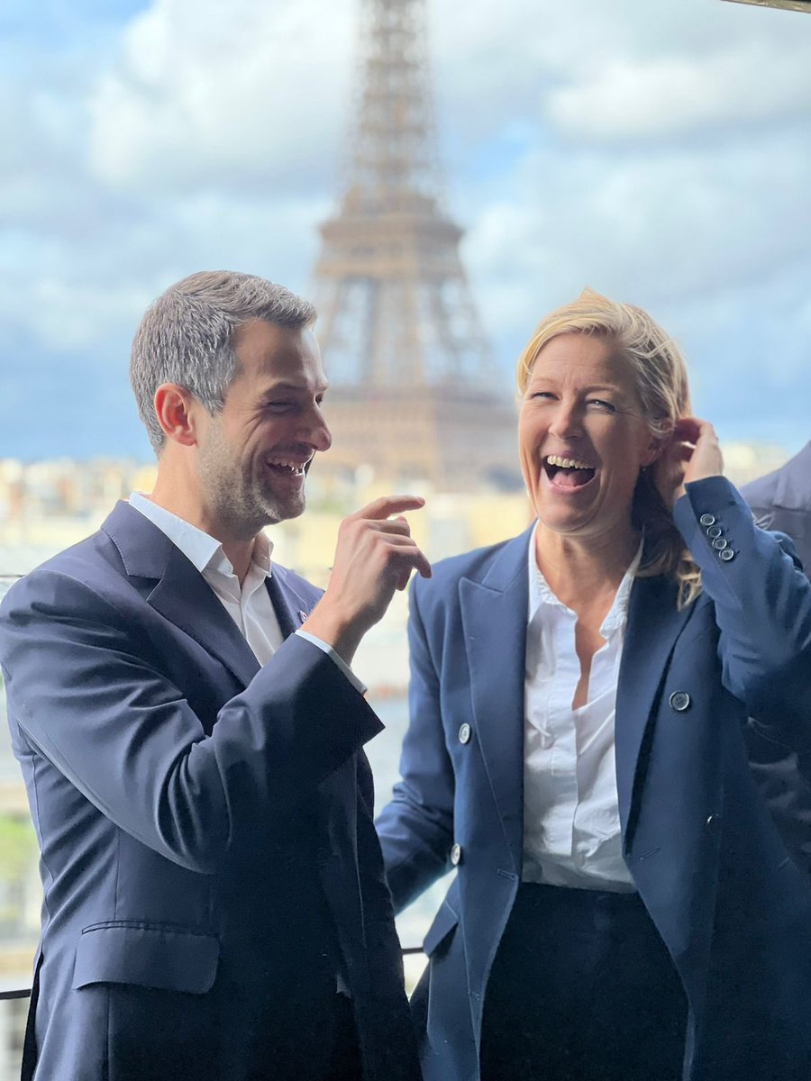 f_lesache's tweet photo. Ce matin le @medef rejoint l’alliance 🇪🇺sur les biosolutions portée par le patronat danois et qui rassemble 11 pays. Un engagement tenu à la suite de notre déplacement à Copenhague et la traduction de notre diplomatie économique au service de nos entreprises. @FranceChimie 🇫🇷🇩🇰 https://t.co/m3IGBT8g37