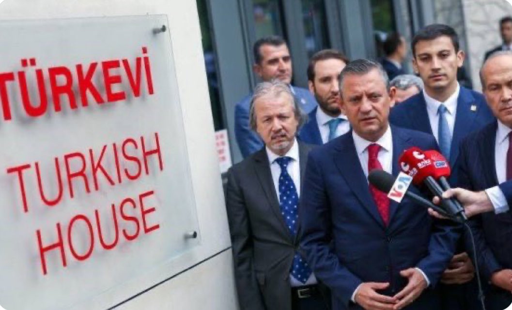 “Ezanı susturamayacaklar, bayrağı indiremeyecekler” demesine ramak kaldı.