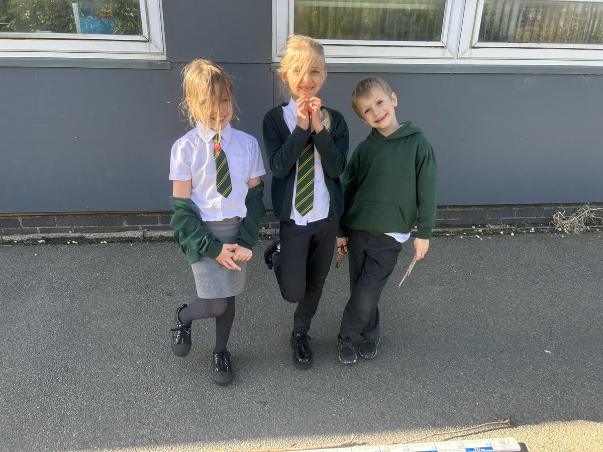 Saint Ninian's PS tweet media