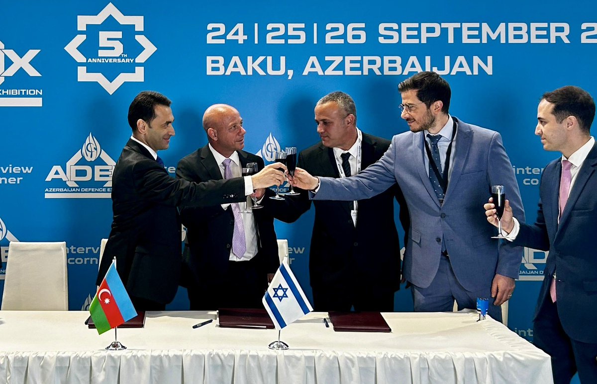 GlobeEyeNews's tweet photo. Azerbaijan and Israel signed a defense agreement. https://t.co/8RmmtJZdVR