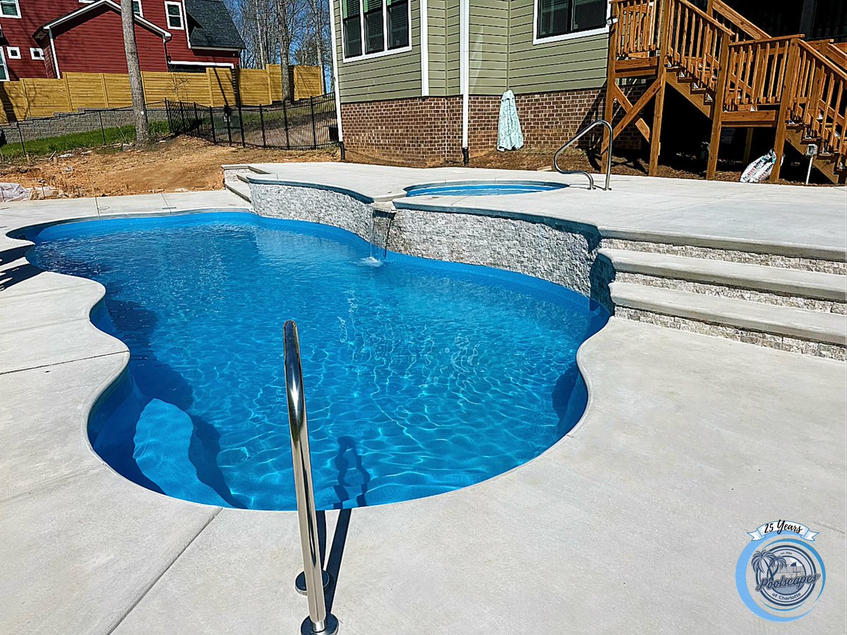 PoolscapesCLT's tweet image. The Stardust pool and the Sarasota spa fiberglass models with raised bond beam. #poolandspa #fiberglasspool
