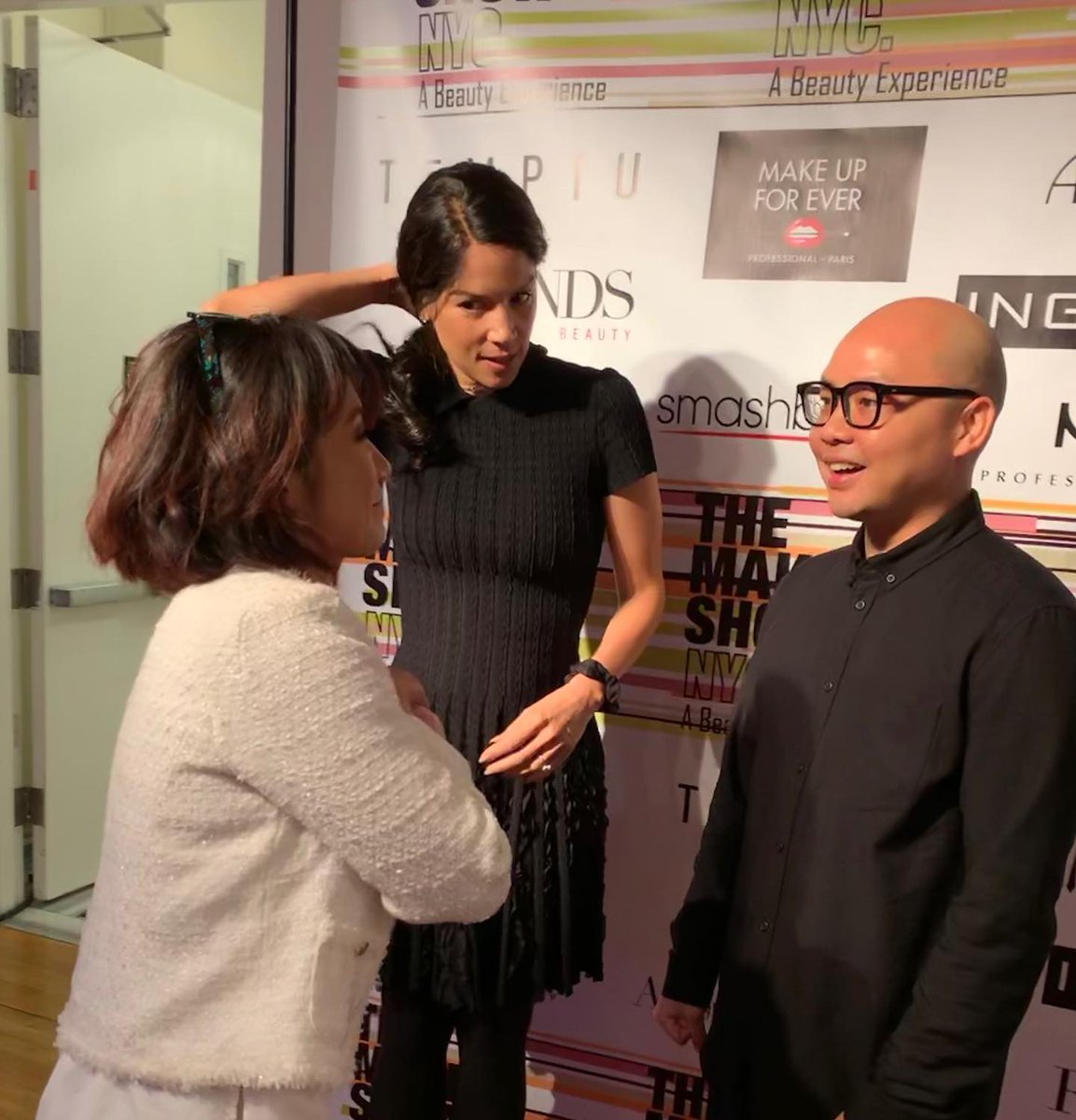 Greeting <a href="/TheMakeupShow/">The Makeup Show</a> #businessowner #dream #mydream #makeup #professional #cosmetologist #makeupartist #womanpower #woman