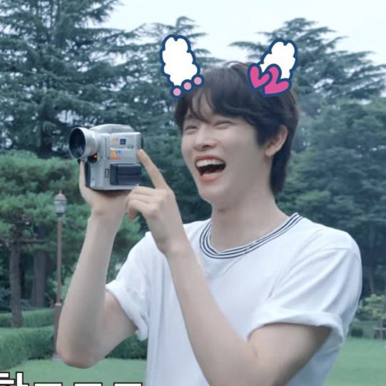 ꒰১툉໒꒱ tweet media