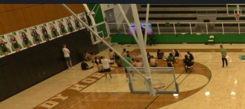 Azle_hoops's tweet image. Kids and coaches have done a great job with our weekly @2Wordstv character lessons this year! Appreciate @bo_maines for his help in getting the lessons started. @azleathletics @azleisd