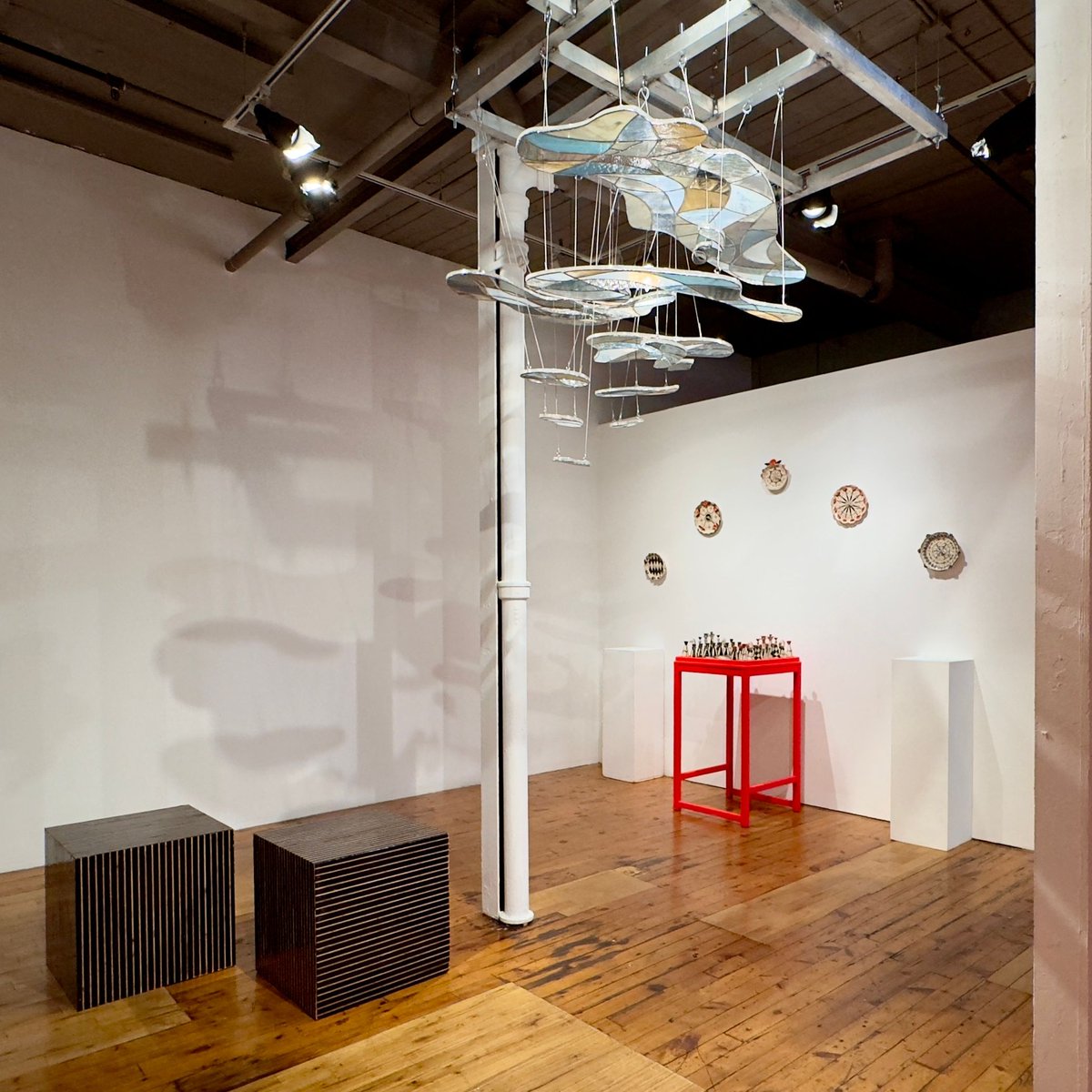 Red Head Gallery tweet media