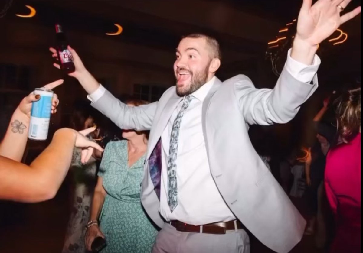 megxo5's tweet photo. sorry 4 party rockin
@CalebCockerill https://t.co/FxTM0R3VDv