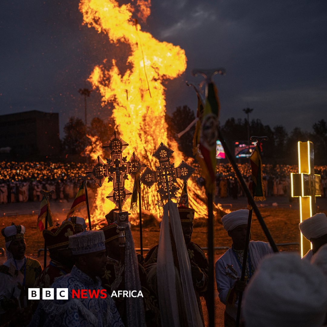 BBCAfrica's tweet photo. Thousands in Ethiopia's capital city defied a downpour to celebrate Meskel, the first big festival of the religious year.

It marks the discovery of the cross Jesus was crucified on, according to Ethiopian Orthodox Christian tradition.

📸 https://t.co/ZiKAOsu7Vc https://t.co/fhyq8IGxyv
