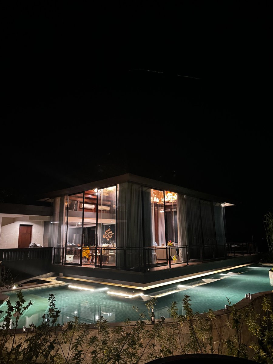 Sui Tropical Week tweet media