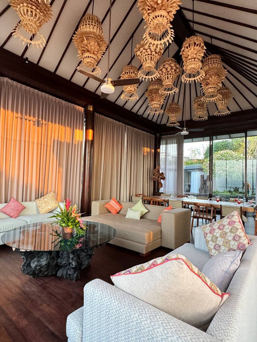 Sui Tropical Week tweet media