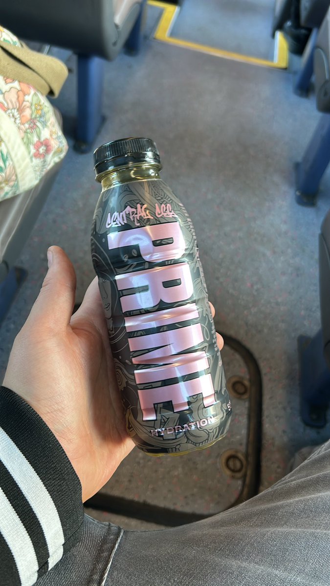MikeTandy17's tweet photo. @centralcee X @PrimeHydrate 

@KSI @LoganPaul https://t.co/KD3iUgVWSM