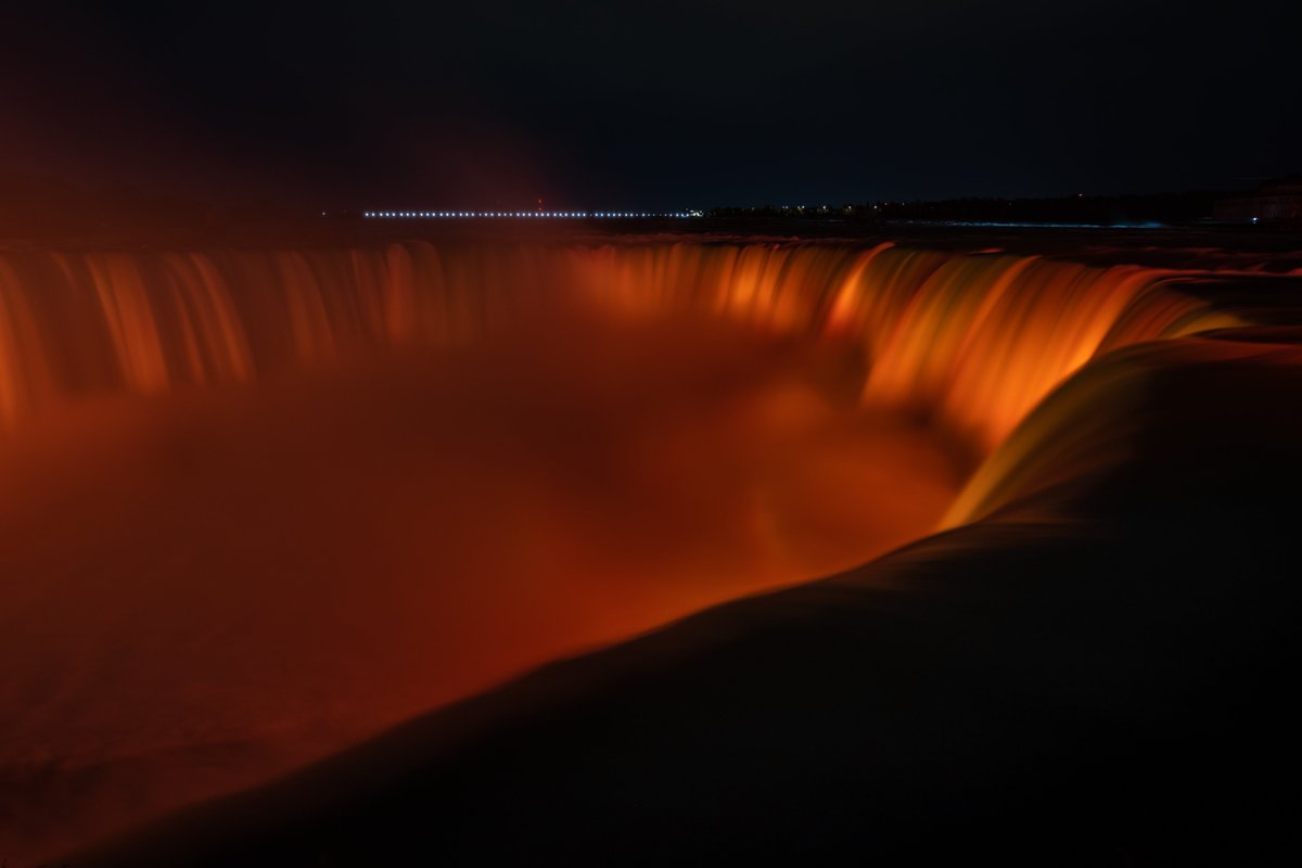Niagara Falls will be illuminated in orange tonight to honour the children who never returned, the survivors and all affected communities of residential schools. The internationally recognized Strong Water Singers will also be performing along the Parkway. 🧡

#EveryChildMatters