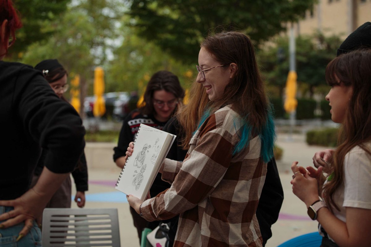 CCAD (@ccadedu) on Twitter photo CCAD Comics & Narrative Practice seniors got the chance to meet comics legend <a href="/bryanleeomalley/">Bryan Lee O'Malley</a> yesterday 💥!
The Scott Pilgrim 👦🌍 creator, in town for the <a href="/CXCFestival/">Cartoon Crossroads Columbus (CXC)</a>, joined our students for lunch and shared advice about the comics industry 🤩. CCAD Comics & Narrative Practice seniors got the chance to meet comics legend <a href="/bryanleeomalley/">Bryan Lee O'Malley</a> yesterday 💥!
The Scott Pilgrim 👦🌍 creator, in town for the <a href="/CXCFestival/">Cartoon Crossroads Columbus (CXC)</a>, joined our students for lunch and shared advice about the comics industry 🤩.