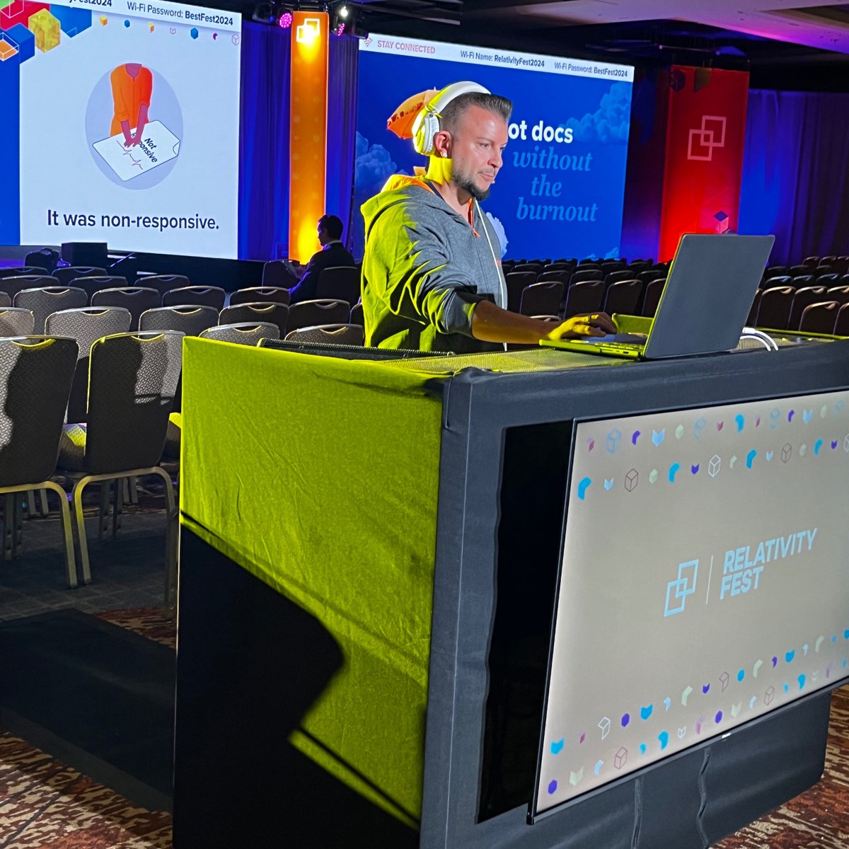 HaystackID's tweet photo. π That's a wrap for this year's #RelativityFest. The @HaystackID team enjoyed connecting with our industry peers on the changes happening in #LegalTech from #GenAI to #DataPrivacy and more.
Until next time, Relativity Fest!
#eDiscovery https://t.co/qdtyAQbsTS