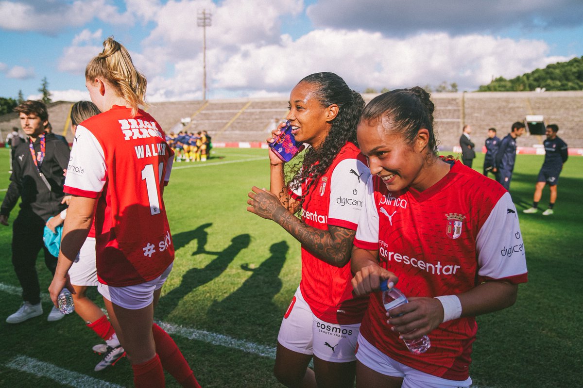 scbragafeminino's tweet photo. "Alô, é para mim?" 📞
É para ti, Taty! Pela terceira vez consecutiva, Taty Sena foi a #MVP do #SCBSCUT 💥
#PorMais https://t.co/KfVtdNwY3p