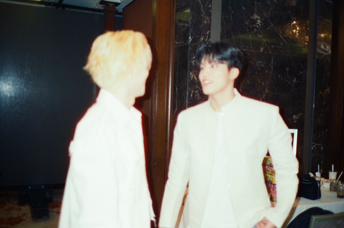 treasuremembers's tweet image. 정우야 생일 축하한다 !👍🏻
항상 형 많이 도움 받고 있다 고맙고
츤데레 정우가 많이 좋아~~~~
형 많이 서랑하는거 알징!?🫶🏻🫶🏻🫶🏻
올해도 행복하게 지내 우리 최고 메보 사랑해

#해피정우데이 #YOSHI #요시 #ヨシ